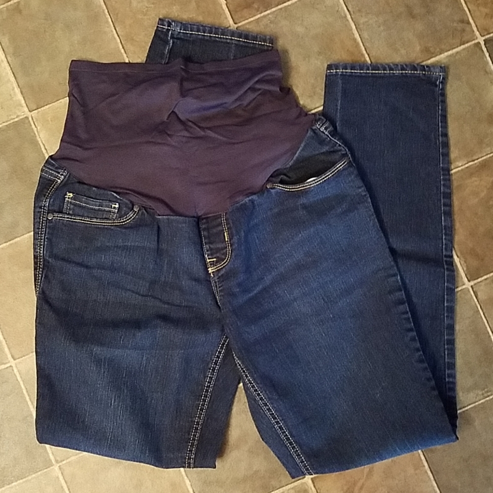 Maternity skinny jeans
